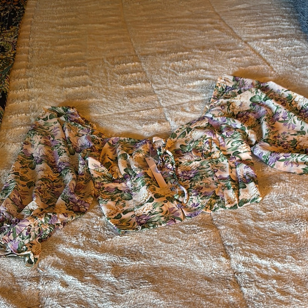 Floral Summer Top - Picture 2 of 6